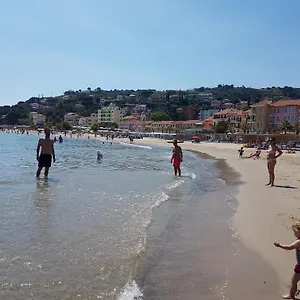 Azzurro Appartamento Arma di Taggia