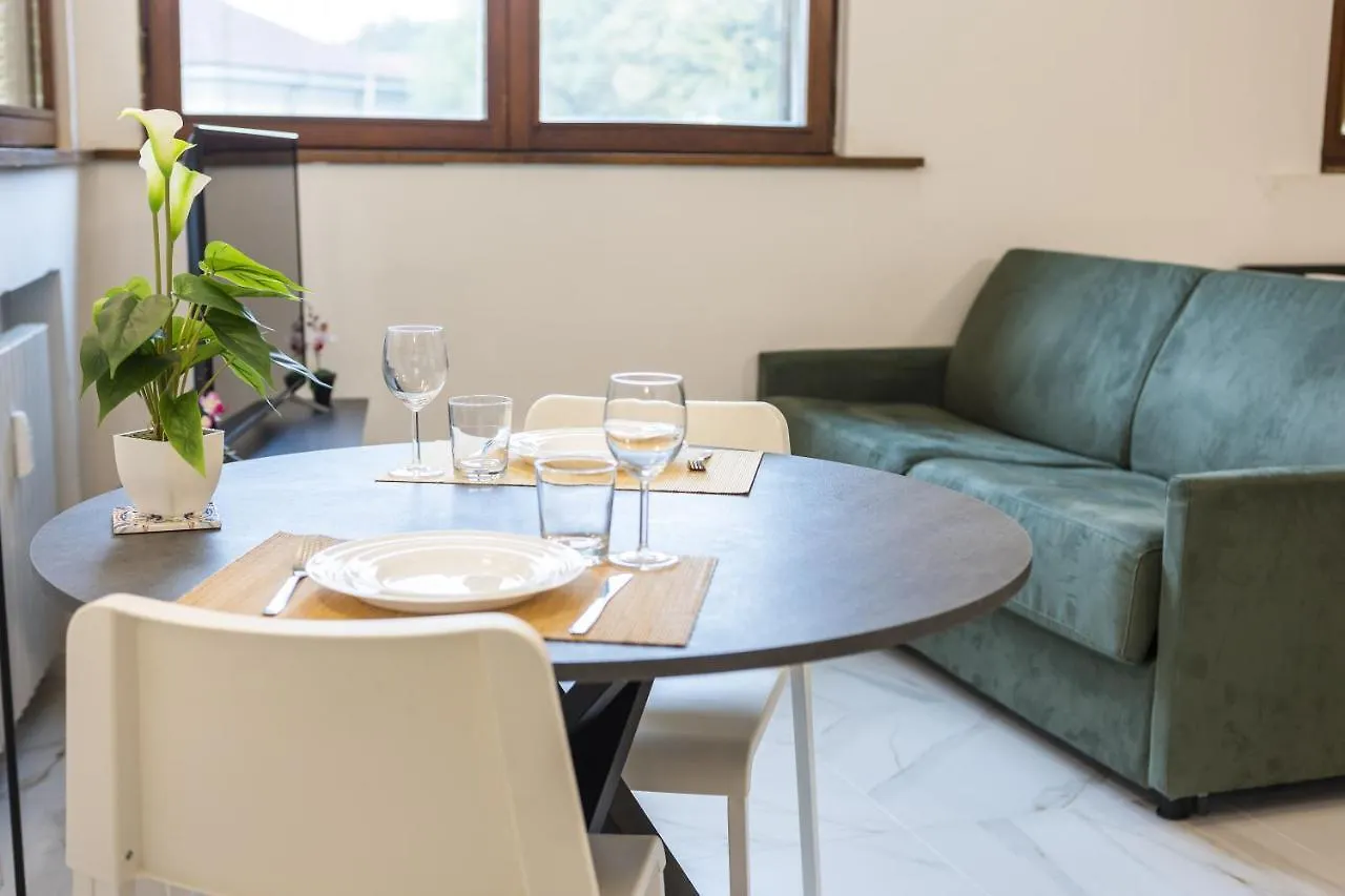 Santa Marta Apartments Milan