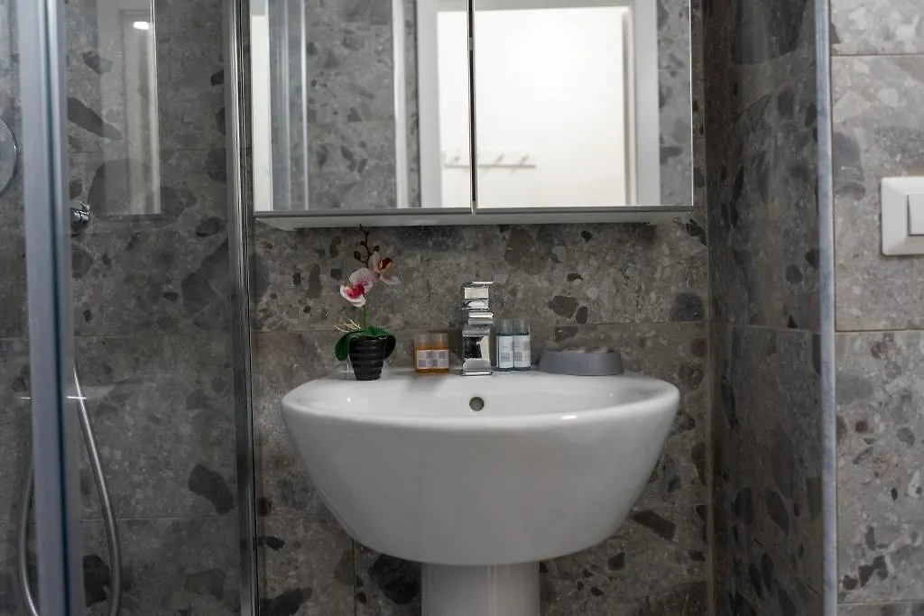 Santa Marta Apartments Milano