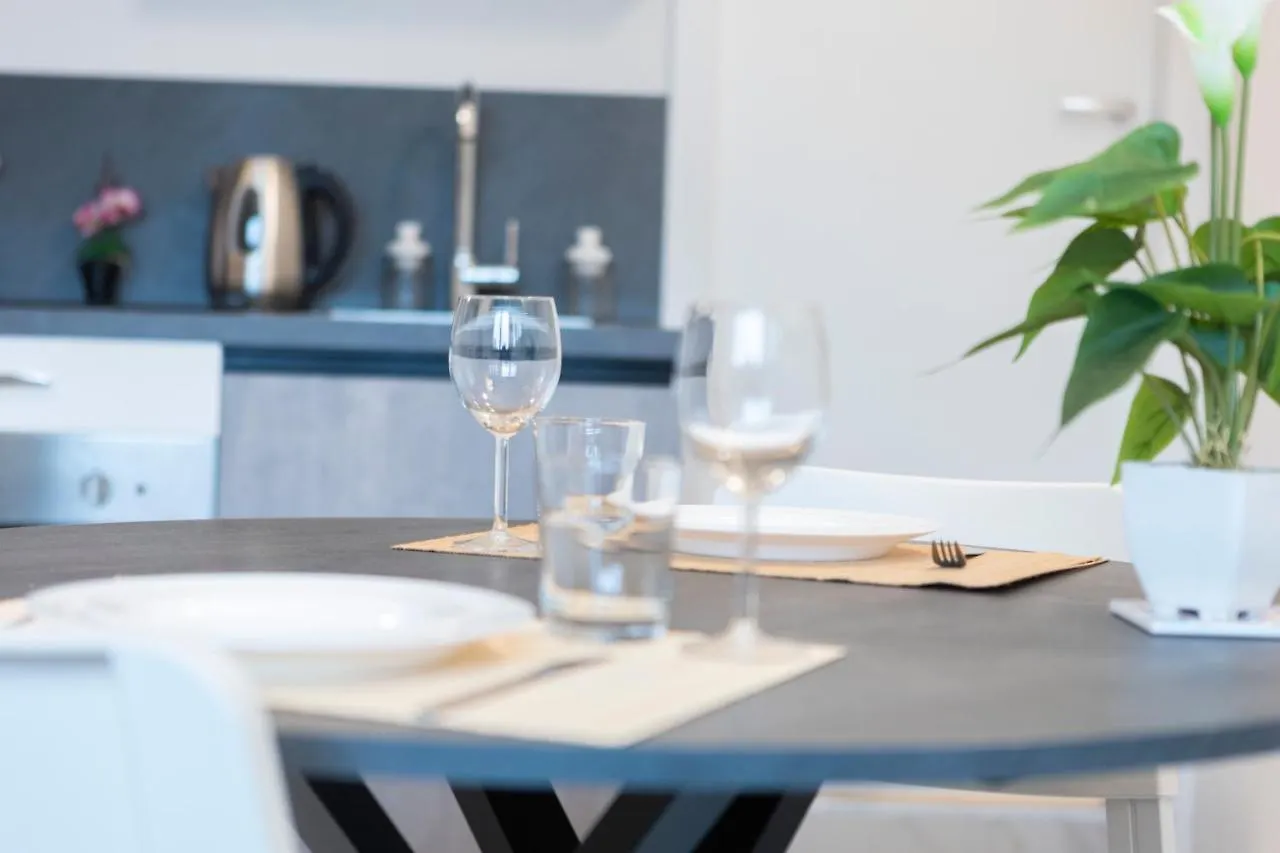 Santa Marta Apartments Milan